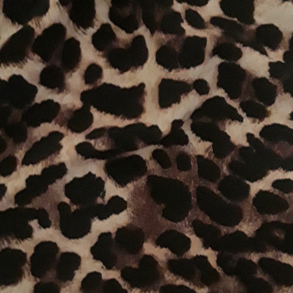 Romper - Picture 3 of 4